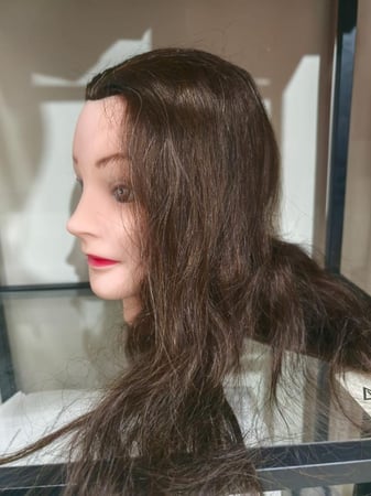 مانيكان شعر طبيعي (اسباني) للتدريب