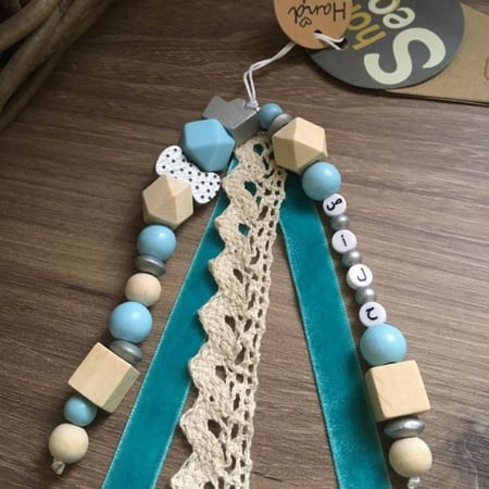 تعليقة لهاية بدون مشبك