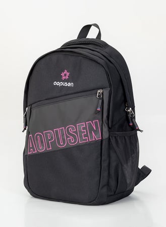 شنطة مدرسية بتصميم رياضي