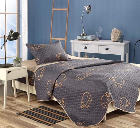 طقم سرير من لحاف وشرشف وكيس وسادة في السعودية