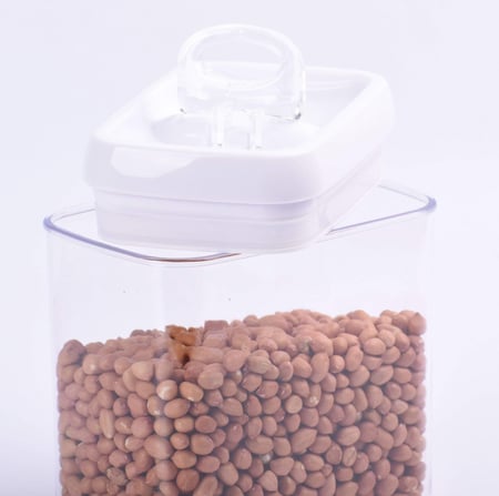 حاوية حفظ وتخزين الطعام 1.4 لتر مع غطاء محكم