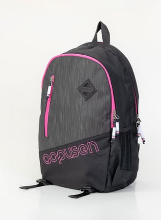 شنطة مدرسية بتصميم إبداعي