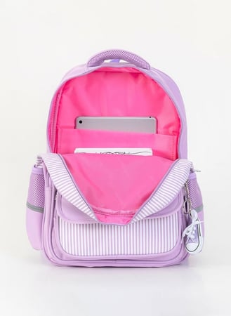 شنطة مدرسية بتصميم رقيق وسحاب مميز