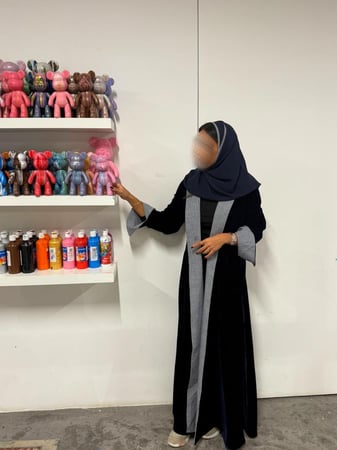 عباية كلوش كحلي مع ياقه