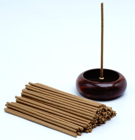 عود فيتنامي 10 سم 3 مل بكت مع مبخرة دائرية