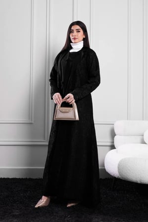 عباية جوليان