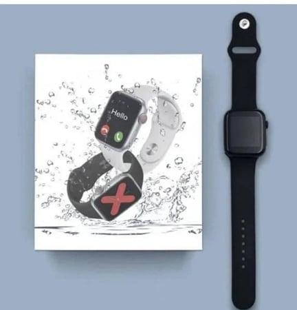 عرض 5 ساعات ذكية بلون أسود