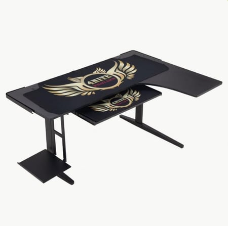 طاولة قيمنق زاوية لون اسود ماوس ذهبي