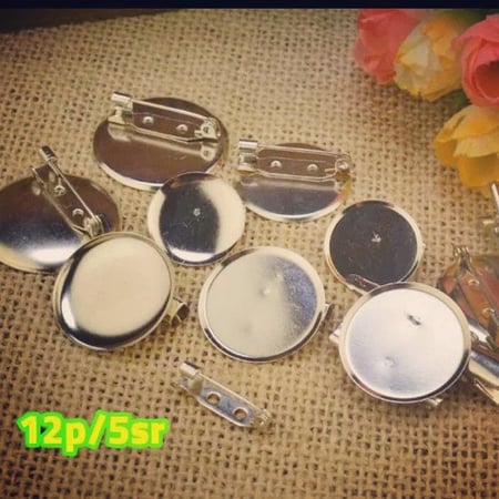 مشابك بروش بقاعده