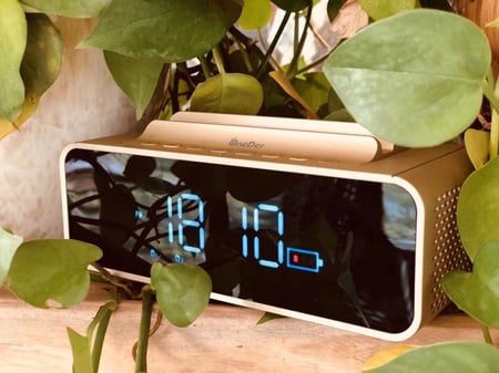 سبيكر وساعة ومنبه وحامل للجوال عالي الجودة