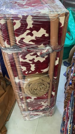 طقم جلسة بر 8 اشخاص قماش ابو طير احمر وطني