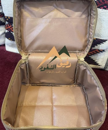 عزبة بني مطرزة احمر