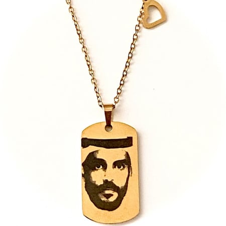 قلادة تعليقة واحدة -gilde- نحت صورة على وجه واحد