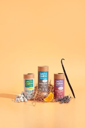 بخاخ مزيل العرق الطبيعي من سولت أوف ذا إيرث 100 مل – روائح متعددة (بحر وجوز الهند، بطيخ وخيار، عنبر وخشب الصندل، بدون عطر)