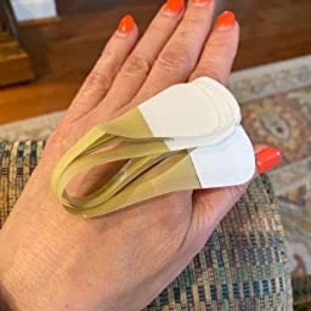 لصقات شد العين والحاجب