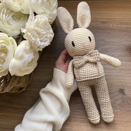 دمية كروشيه ارنب