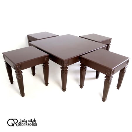 طاولة رئيسية مع اربع طاولات خدمة