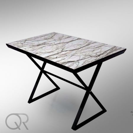 طاولة متعددة الاستخدام