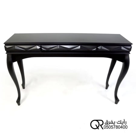 مدخل عصري محفر مع مرايا