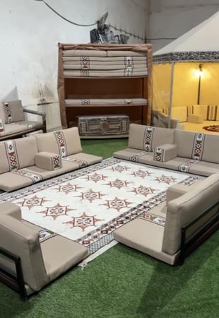 البكج الرمضاني طقم جلسات مع دولاب كبير