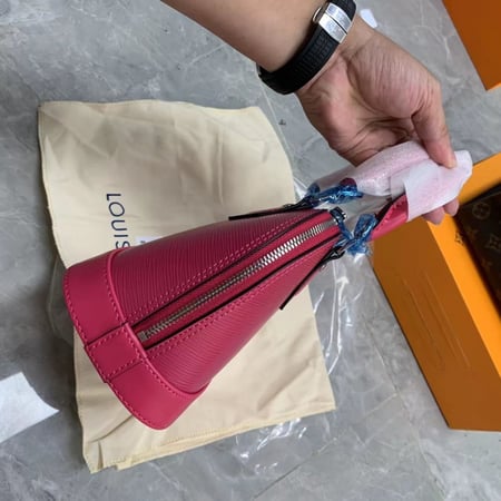 LV ALMA BB BAG