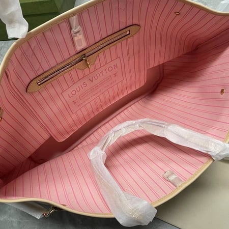 louis vuitton LV SIZE:GM