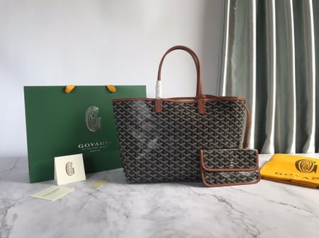 goyard size34 CM