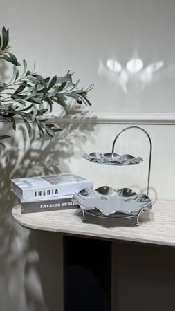 صحن تقديم فضي