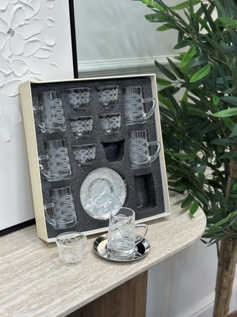 طقم كاسات وفناجيل