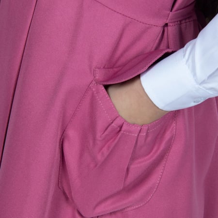 طقم مريول مدرسي إبتدائي وردي بربطة مع قميص ابيض