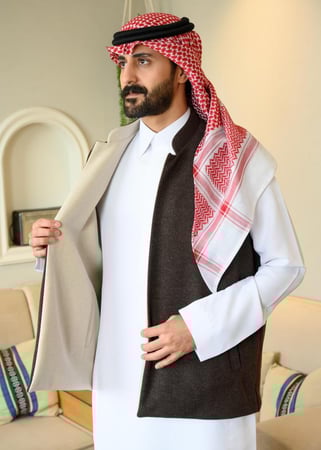 سديري شتوي دبل فيس بيج رملي وبني ملكي للمناسبات الرسمية.