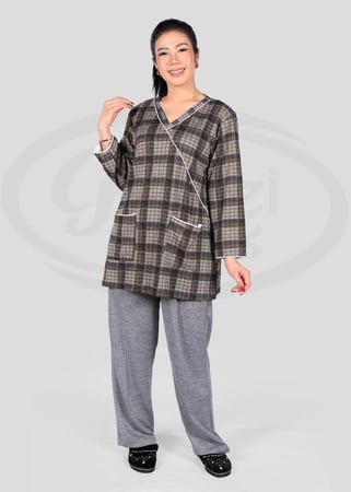 يونيفورم كاروهات شتوي للعاملات المنزليه