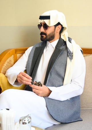 فيست شتوي دبل فيس رصاصي ورمادي بياقة عالية وجيوب جانبية