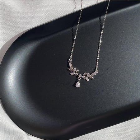 قلادة سنبلة