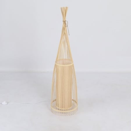 اباجورة طويلة بيج و اسود