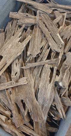 عود هندي زورا سوبر وسوبر مرتفع الأوقية