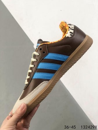 اديداس سامبا توي ستوري