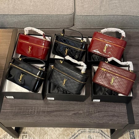 شنط سان لوران