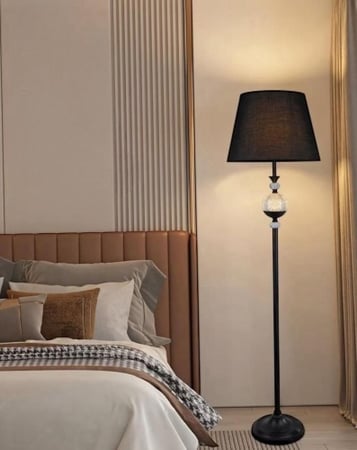 اباجورة طويلة