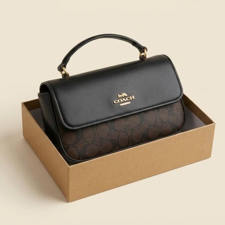 حقيبة يد أنيقة بنقشة الشعار من Coach ماستر كوالتي