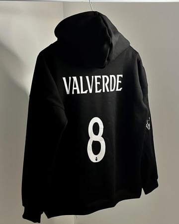 بلوفر ريال مدريد طباعه اسم حسب الطلب