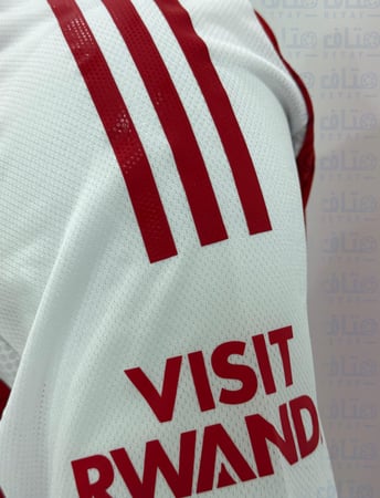 ارسنال 25-26 الطقم الاساسي