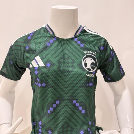 السعودية 25-26 الطقم الاساسي