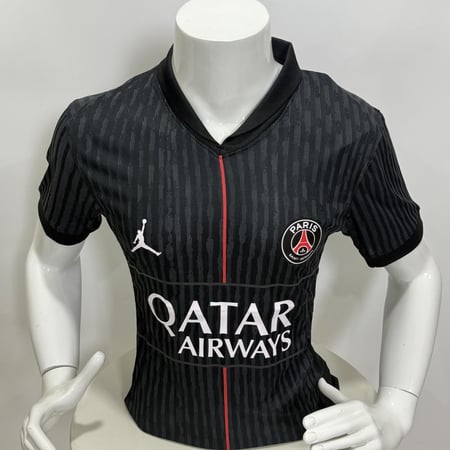 باريس 25-26 الطقم الرابع