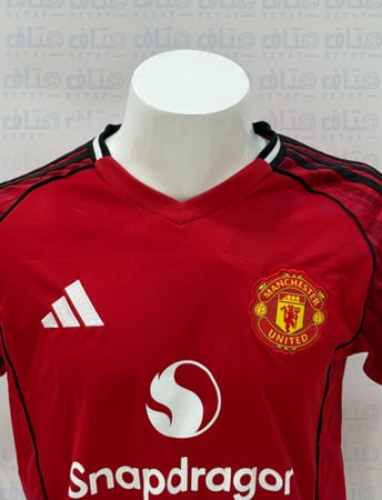 مانشستر يونايتد 25-26 الطقم الاساسي