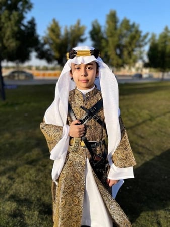 دقلة العارضة النجديه زي يجمع الحضاره والتراث