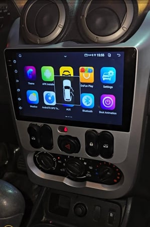 شاشة رينو  داستر رام 4 ذاكرة 64 مع كاميرا