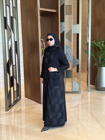 عباية 47 Noir Élégance