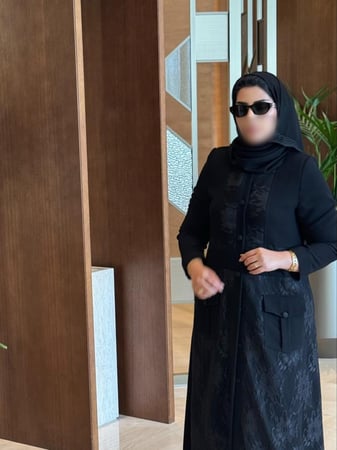 عباية 47 Noir Élégance