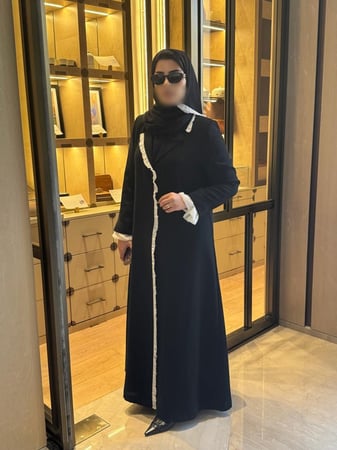 عباية Ruffle Noir 46